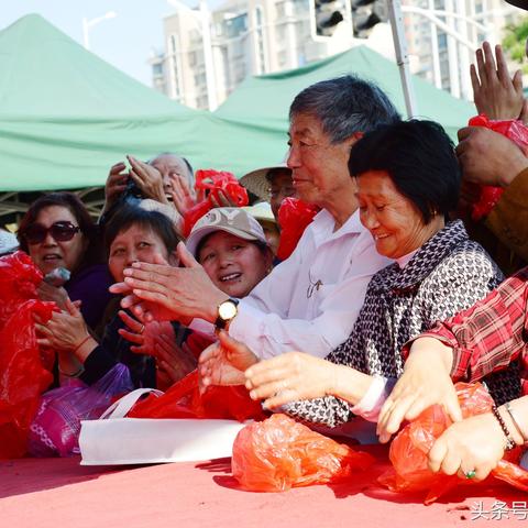 最新萌动漫周边赠送攻略