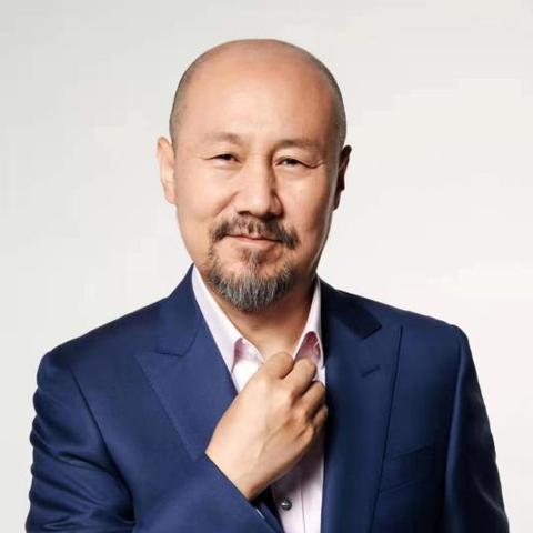 吴亦凡最新电影跨界引领风尚潮流