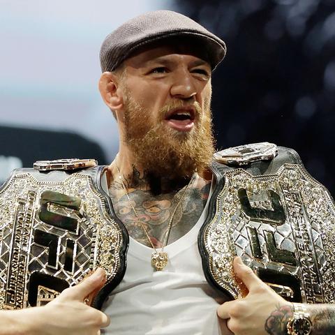 重量级拳击冠军争霸战激烈开战，最新比赛消息速递