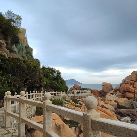 最新的：奥门2025年天天彩免费资料—风光大基地建设和随行版