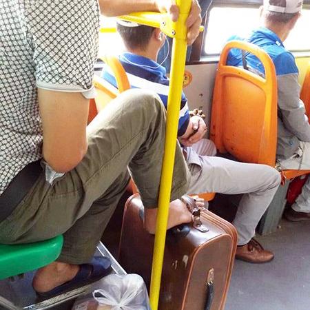 拍客情侣私密话题探讨，尊重隐私与道德伦理的重要性