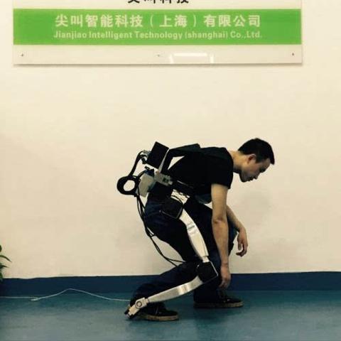 尖叫科技外骨骼技术进展，重塑未来移动能力