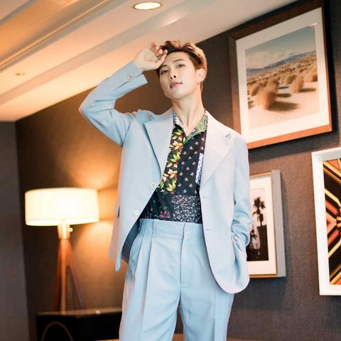 防弹少年团全新魅力写真亮相