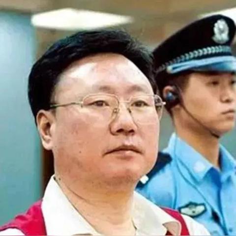 2025年澳门天天彩大全,马、兔、牛、狗_37-27-35-42-12-30 T:2356.545