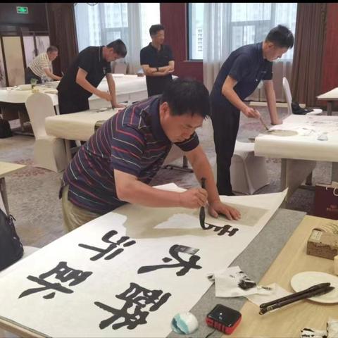 2025澳门天天开奖大全,鼠、猴、兔、马_28-38-47-22-46-20 T：1669.228