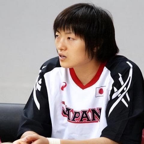 布拉切最新动态,数据揭示篮球生涯新轨迹