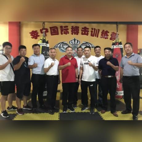 武林风李宁赛事精彩瞬间报道