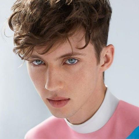 Troye Sivan事业迎新高峰,才华横溢的新西兰歌手最新动态