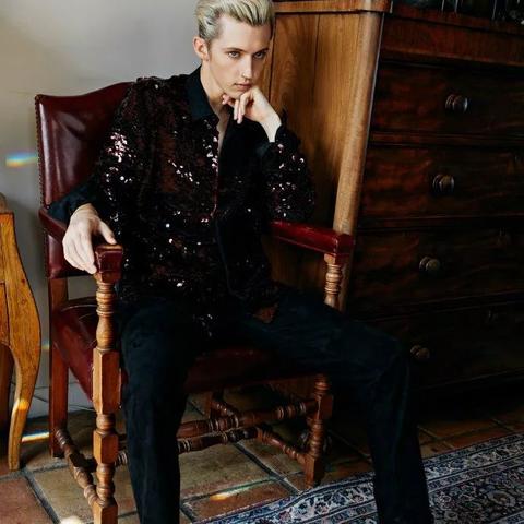 Troye Sivan事业迎新高峰,才华横溢的新西兰歌手最新动态