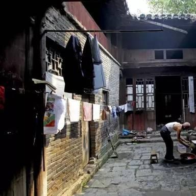 石牌豆腐摊子背后的美食故事探寻