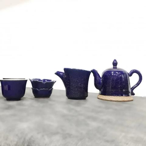 MC天佑发型新潮流,揭秘时尚秘密风向标