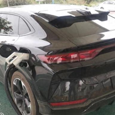 比亚迪G6最新报价及性能详解