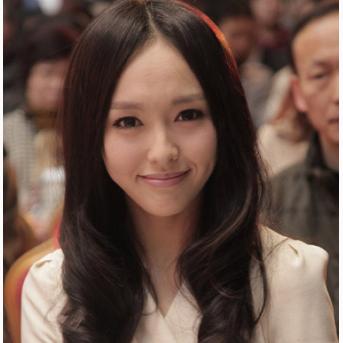 唐嫣最新短发发型引领潮流新风向