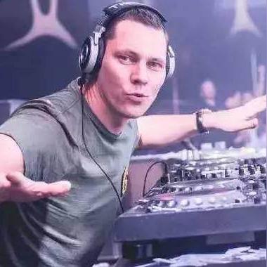 全球热门DJ舞曲TOP10,掀起音乐热潮的新曲精选